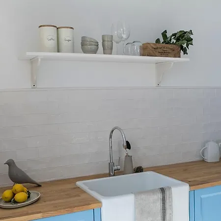 Relaxing And Authentic Terrace Duplex Near Alfama Lisboa