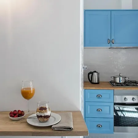 Relaxing And Authentic Terrace Duplex Near Alfama شقة Lisboa